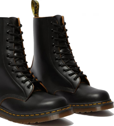 DR.MARTENS 1490 VINTAGE BLACK QUILON