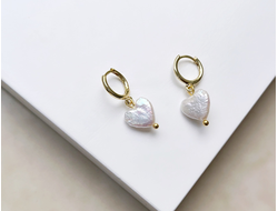 Серьги колечки с Жемчугом в форме сердца