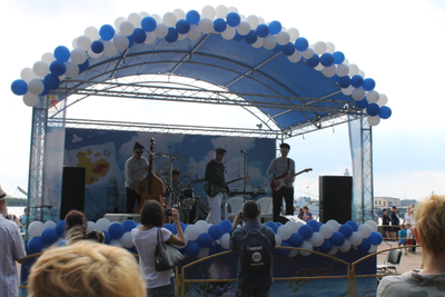 Рок-н-ролл Кавер группа  "HOT DOGS"