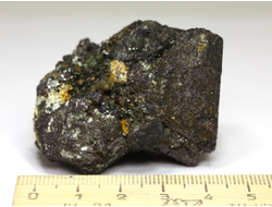 Магнетит, кристалл на породе, Мурманская обл., Ковдор (45*47*35 мм, 135 г) №8361