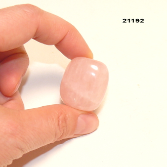 Розовый кварц натуральный (галтовка) арт.21192: 17,5г - 28*24*16мм