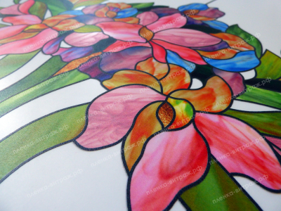 Витражная пленка, витражная пленка самоклеющаяся под заказ,пленочный витраж с цветочным рисунком