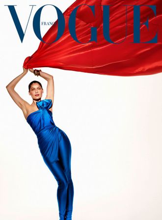 Vogue France March 2022 Laetitia Casta Cover, Иностранные журналы в Москве, Intpressshop