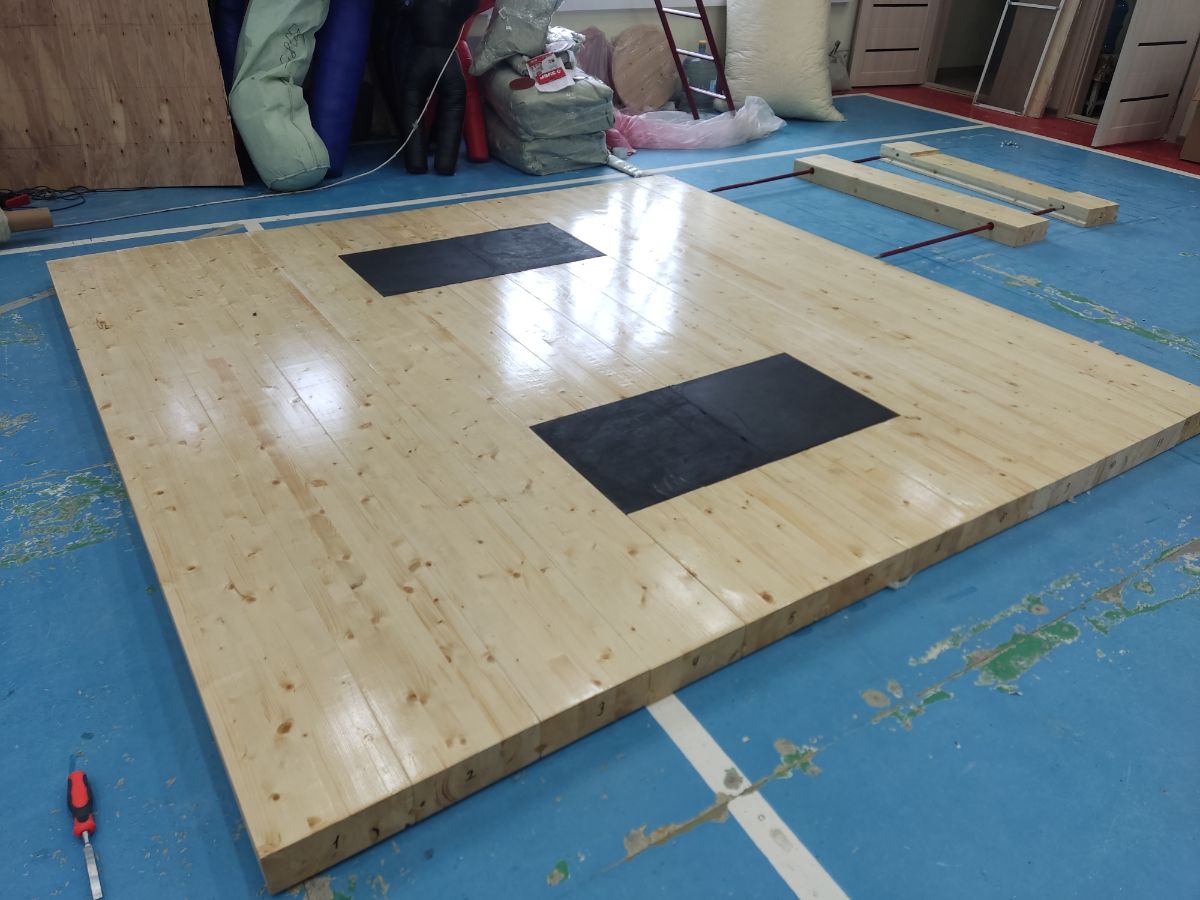 Помост тяжёлоатлетический 3х3