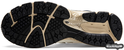 NEW BALANCE 1906D Sea Salt Eclipse (40-45)