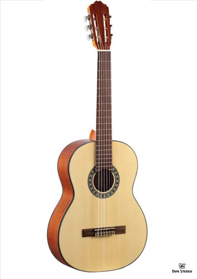 Фото гитары с нейлоновыми струнами MARTINEZ C - 92 A N