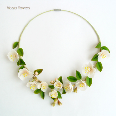 Колье с яблоней "Нежнее нежного".