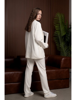 Пиджак трикотажный белый