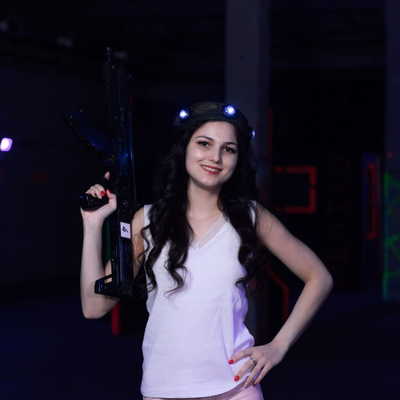 Активный корпоратив в Санкт-Петербурге с лазертагом, банкетным залом и ведущим