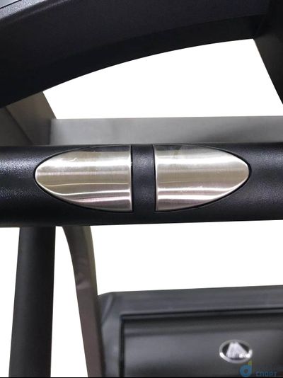 Баттерфляй-задние дельты (стек 100 кг)