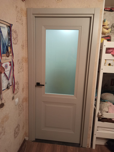 Шелли остекленная белая