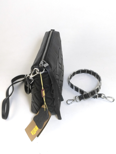 (АРТИКУЛ: 8493/1) СУМКА ЖЕНСКАЯ, НЕБОЛЬШАЯ, НАТУРАЛЬНАЯ КОЖА, ЧЕРНАЯ, ДЛИННЫЙ РЕМЕНЬ ЧЕРЕЗ ПЛЕЧО *