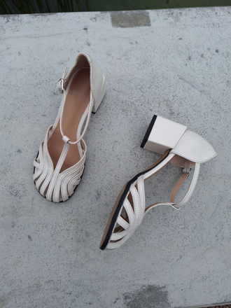 Босоножки 2-27