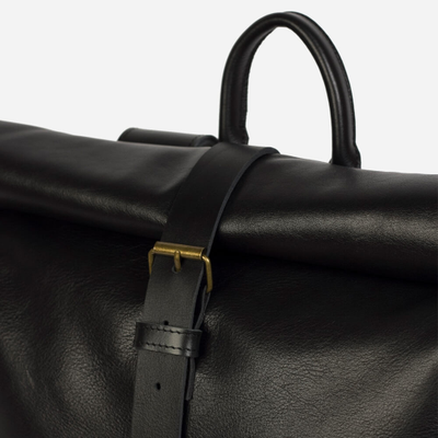 Ремешок из натуральной кожи в рюкзаке Kokosina Rolltop