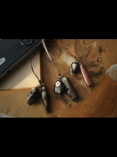 &quot;Пуаро и Гастингс&quot;, фарфоровый брелок для мобильного телефона