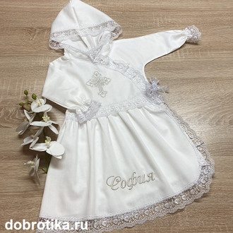 Крестильное платье с капюшоном и запахом "Нарядница": 100% хлопок (премиум-сатин), белое кружево, цвет крестика на выбор, размеры на 62, 68, 74, 80, 86, 92 рост (в см.),  можно вышить любое имя