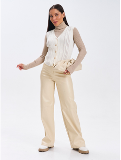 Жилет вязаный на пуговицах