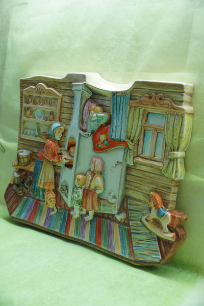 У печки (панно)