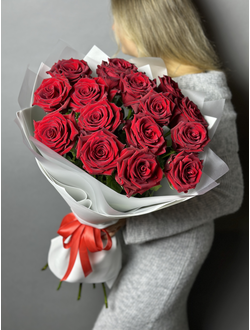 Букет из 15 красных роз (80 см )