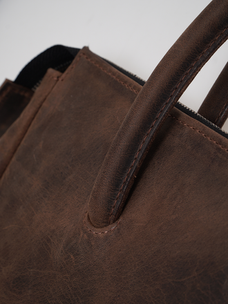 Сумка с креплением на ручку чемодана коричневая из винтажной кожи В2105\brown