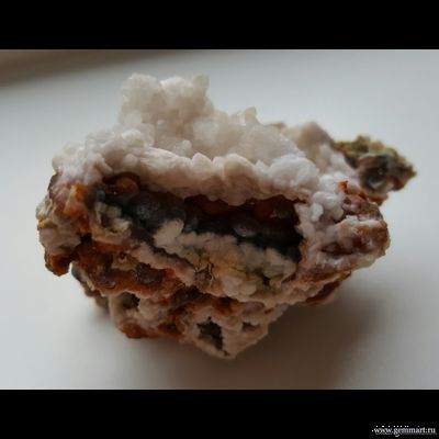 Кварц-кварцин халцедоновый. 74*67*49мм