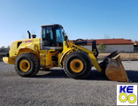 76303212 стекло двери левое New Holland W270B, C