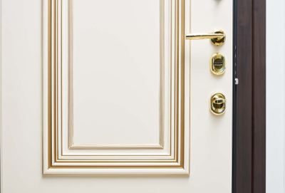 СТАЛЬНАЯ ЛИНИЯ®.БЕЛАРУСЬ. ПОЛО 100У (ЧЕТЫРЕХКОНТУРНАЯ)/ ТЕРМОРАЗРЫВ/ SteelTex ДУБ ТЕМНЫЙ С ЧЕРНОЙ ПАТИНОЙ/ SteelLak СЛОНОВАЯ КОСТЬ С ЗОЛОТОЙ ПАТИНОЙ. ВЫСОКИЙ УРОВЕНЬ ЗАЩИТЫ ОТ ШУМА.