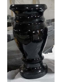 Гранитная ваза 4