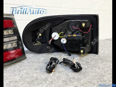 Стопы Toyota FJ Cruiser LED с анимацией