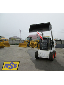 Стекло лобовое на Bull 700