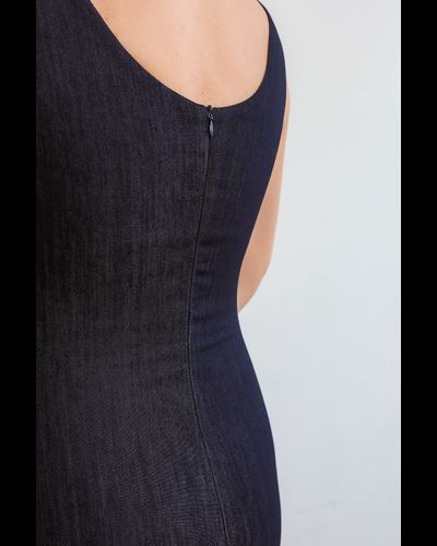 Платье-футляр из денима