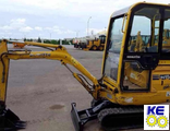 3F0547735 стекло заднее KOMATSU PC12R, PC15R-8