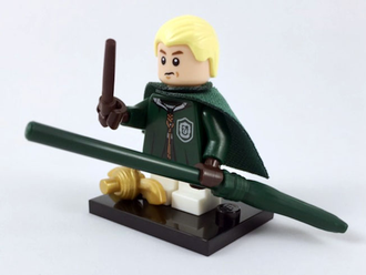 # 71022/4 Драко Малфой в Форме Игрока в Квиддич  / Draco Malfoy in Quidditch Robes