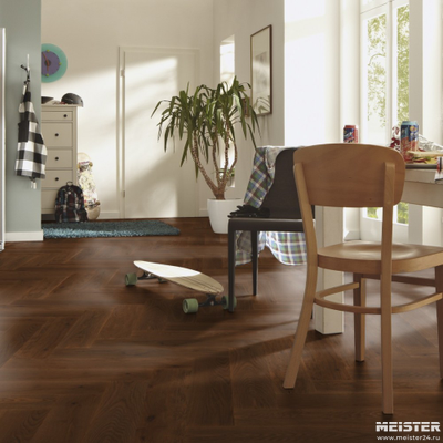 Паркетная доска PS 500 Meister Дуб витал Приглушенный 8813  в интерьере