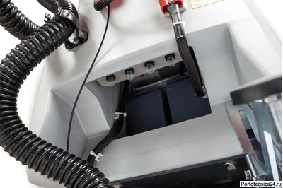 Аккумуляторная поломоечная машина Bennett Clever C660bt Basic (с гелевыми АКБ 113 а/ч)