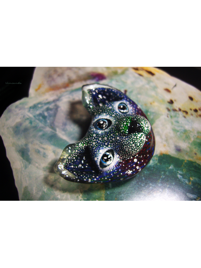 "Всевидящий Муркотик - звёздный путешественник", необычная брошь в стиле фэнтези