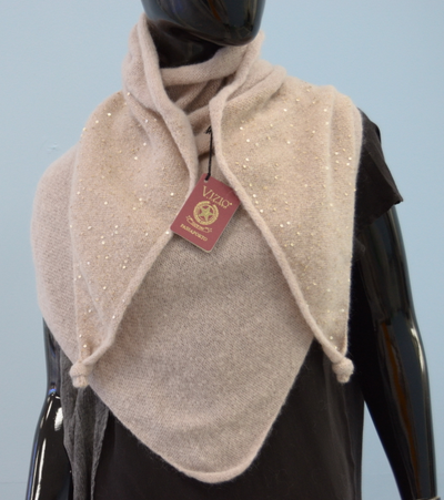 kremoviy-sharf-platok-zhenskiy-s-payetkami-italiya-vizio