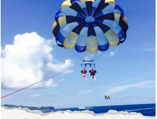 PAROLOTNIĄ NAD MORZEM W SHARM EL SHEIKH