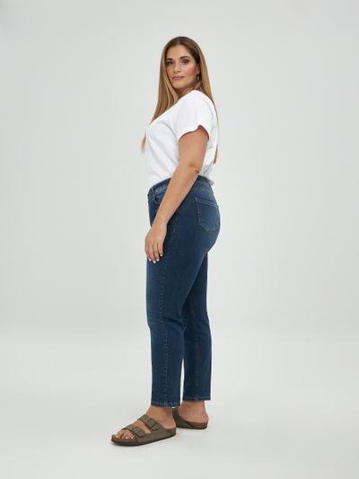 Зауженные женские джинсы MOM