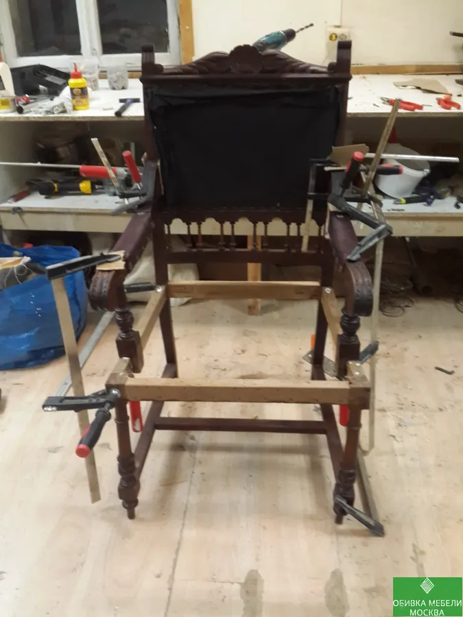 Поклейка каркаса мебели