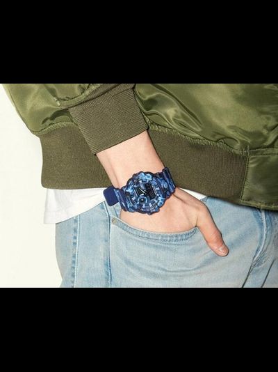 Часы Casio G-Shock GA-700CM-2A