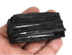 Турмалин чёрный (шерл), кристалл необработанный, Бразилия (69*35*26 мм, 143 г) №37618