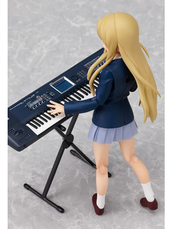 Фигурка фигма Цумуги Котобуки (figma Kotobuki Tsumugi School Uniform Ver.)