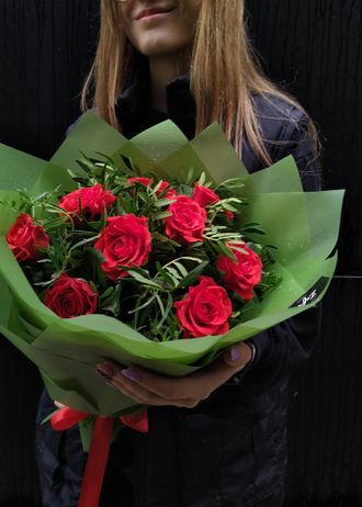 Маленькие букеты: красные розы, букет из красных роз, красная роза