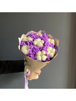 БУКЕТ ИЗ КРЕМОВОГО ХЛОПКА И СТАБИЛИЗИРОВАННОЙ ГОРТЕНЗИИ В ФИОЛЕТОВЫХ ОТТЕНКАХ - АРТ.СЦ2