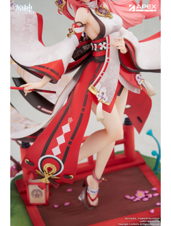 Фигурка 1/7 Яэ Мико (Yae Miko Astute Amusement Ver.)