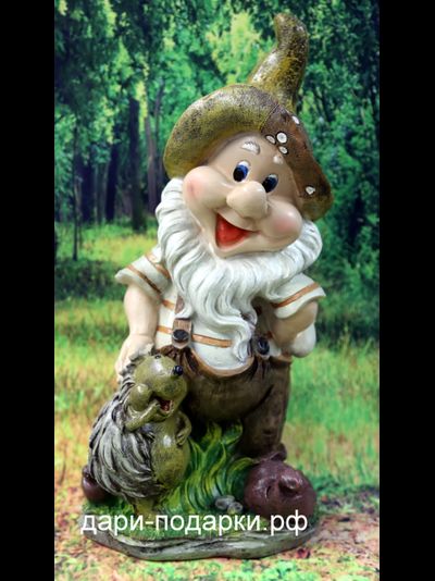Гном с ежиком 39*19см    1,1кг    полистоун Россия  1977//011022-1