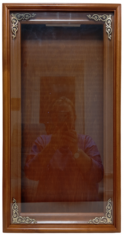 Киот деревянный с гладкой  рамой и декоративными уголками для мерной иконы размера 25х55см