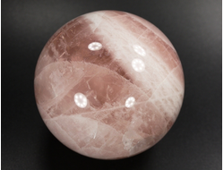 Шар Розовый кварц, Мадагаскар (67 мм, 418 г) №35383