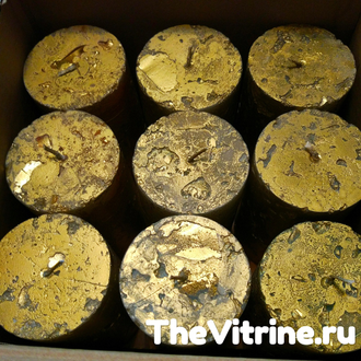 Свеча золотая колонна 6x10 см.